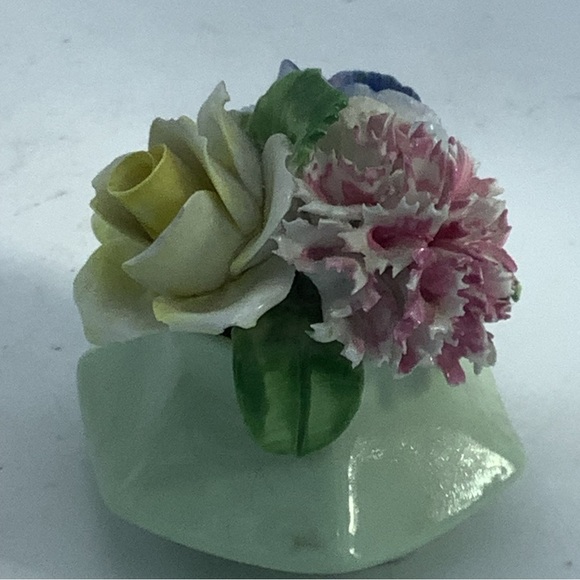 Radnor England Handmade Miniature Bone China Flower Pot - Picture 2 of 15